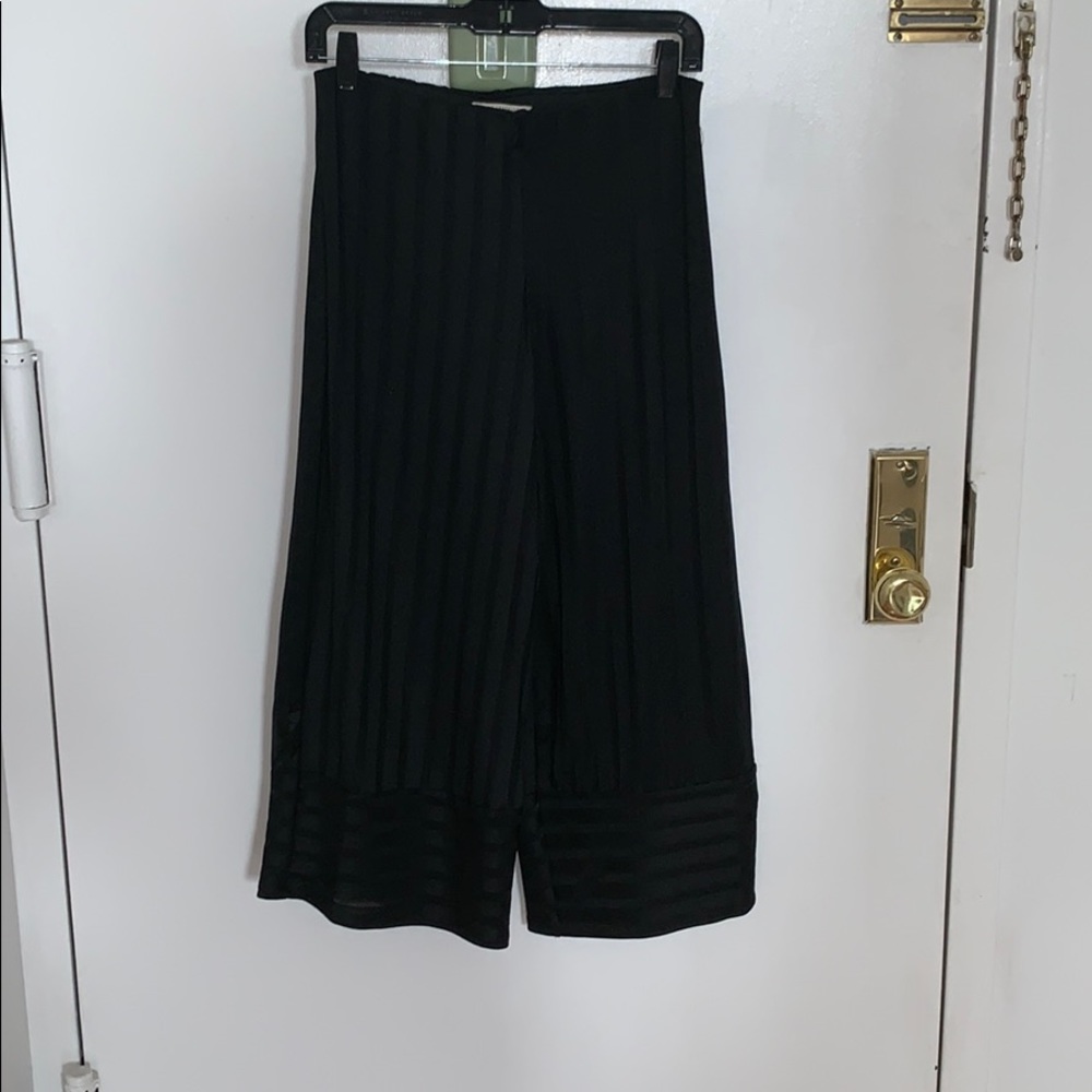Black trousers